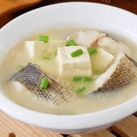 美味的豆腐鱼汤