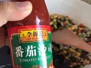 家常的营养焖饭做法图解8)