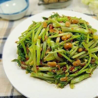 水豆豉拌水芹菜~快手菜