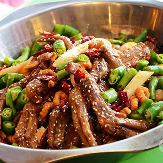 营养的干锅黑豆千张