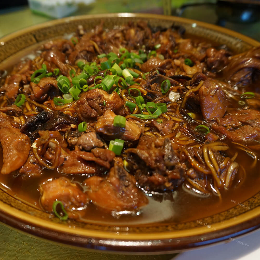 美味的东北炖鸡