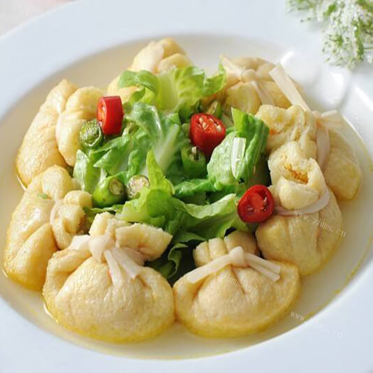 鲜美鸡肉豆腐包