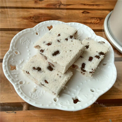 好吃的葡萄干白豆沙蒸糕