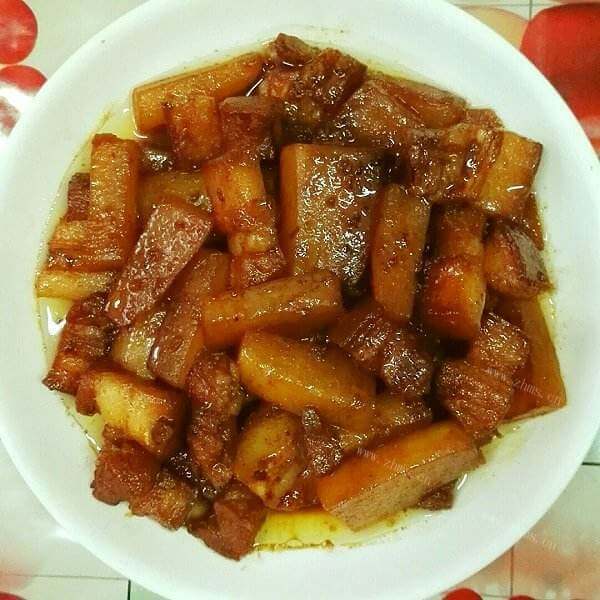 完美的红烧肉炖白萝卜