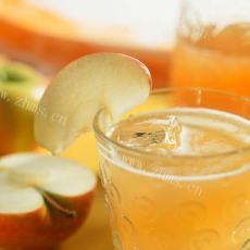 健康自制廋身养颜苹果汁