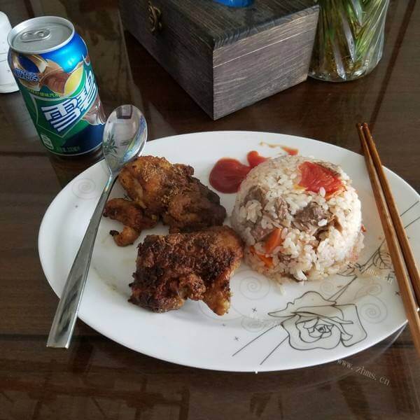 香脆的杂蔬牛肉焖饭