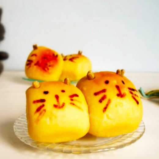 早餐汤种小猫奶黄面包