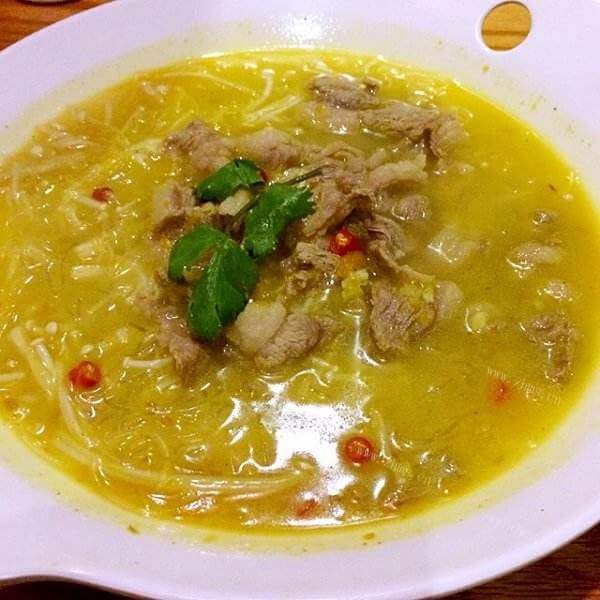 惹味的砂锅酸汤肥肠