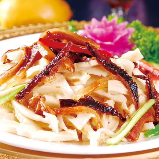 美味的笋干炒熏腊肉