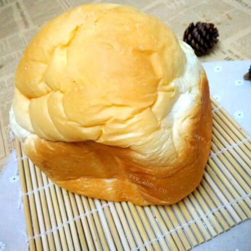 美味的面包机牛奶吐司