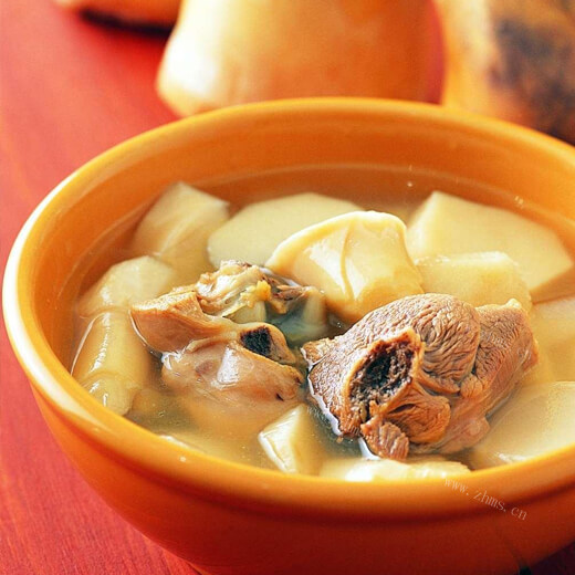 美味土豆炖萝卜