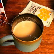 甜甜的浓郁锅煮奶茶