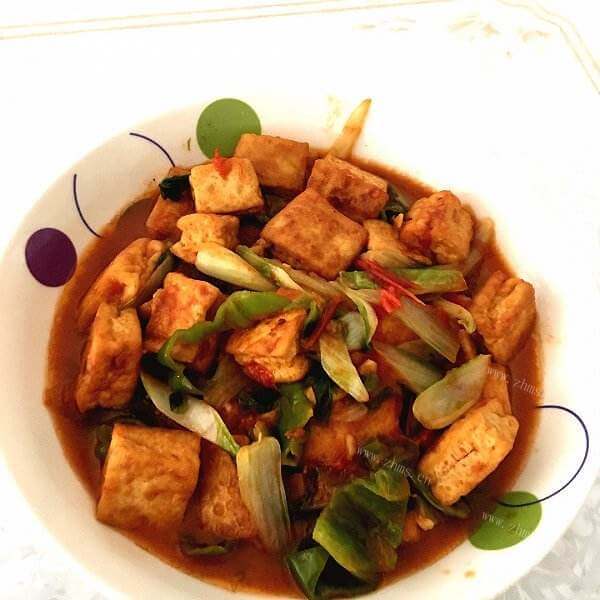 营养健康的番茄炒豆腐干