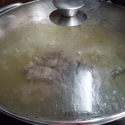 美味的咖喱牛肉粉丝汤做法图解1)