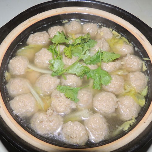 有嚼劲的韭菜丸子汤