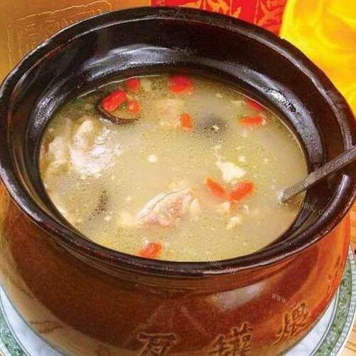 好喝的青黄豆五花肉汤