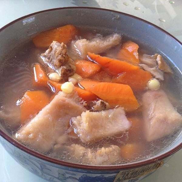 自制香菇榴莲煲排骨 