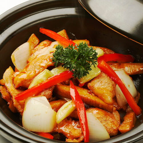 美味的茄汁杏鲍菇肉皮