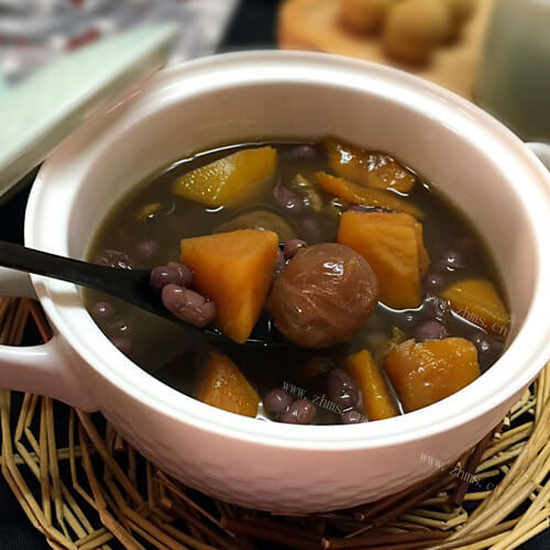 美味的桂圆番薯汤