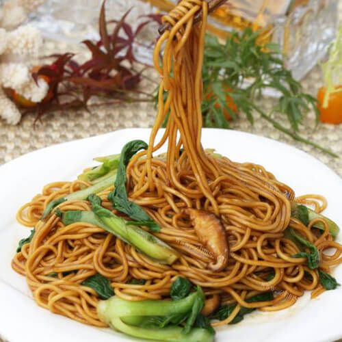 美味的豉油皇炒面