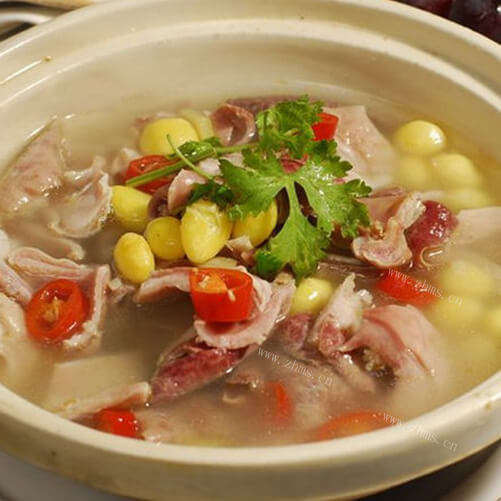 好吃的 胡萝卜菜干爆鸡汤