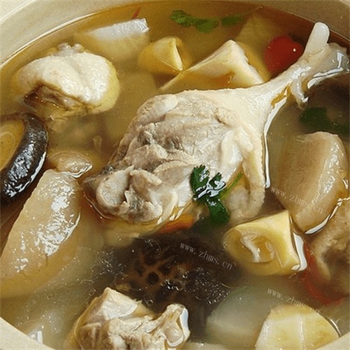 美味的滋补老鸭