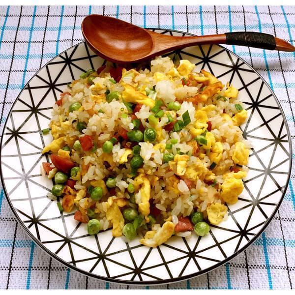 美味什锦黄金炒饭