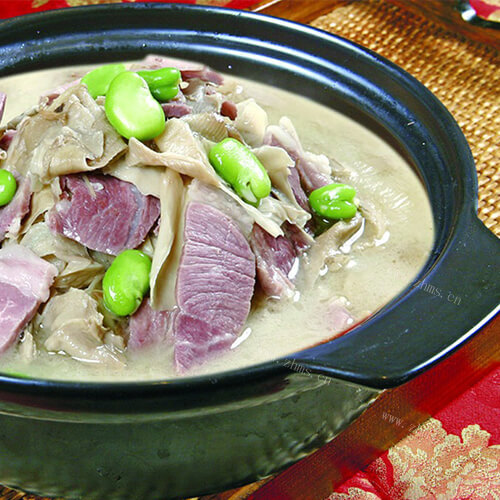 滋补农家咸肉炖锅