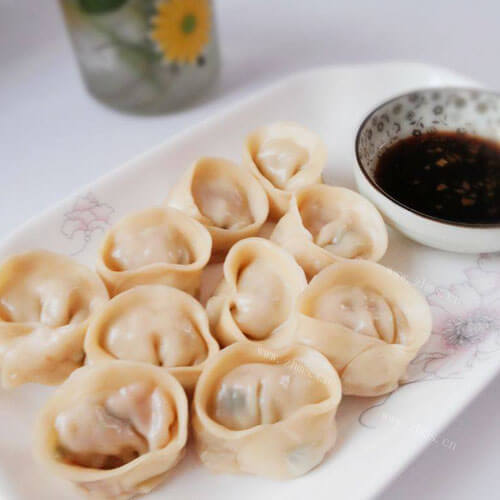 素食元宝饺子
