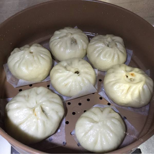 清淡的大头菜猪肉包子