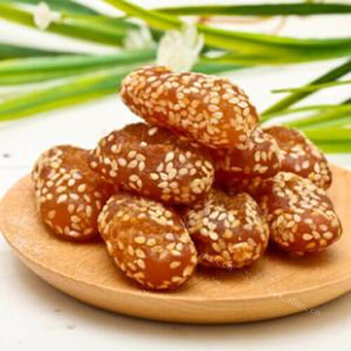 美味好吃的炸芝麻油果子