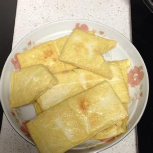 好吃的芥兰豆腐蛋卷