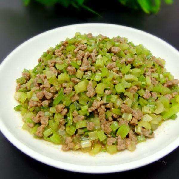美味的芹菜牛肉粒
