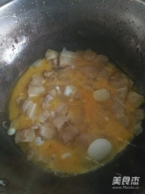 好吃的五花肉炒鸡蛋做法图解5)