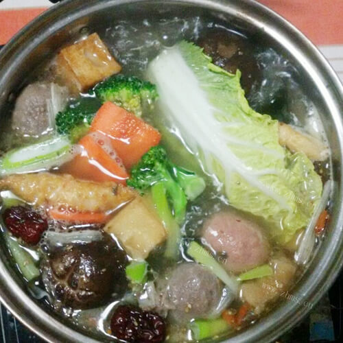 大补的油菜蕻面结龙骨汤