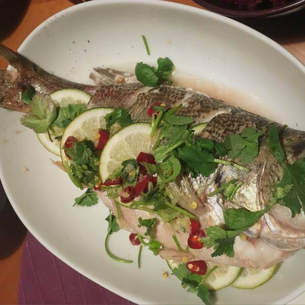 美味柠檬鲈鱼片