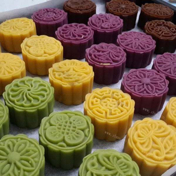 自制紫薯红豆沙月饼