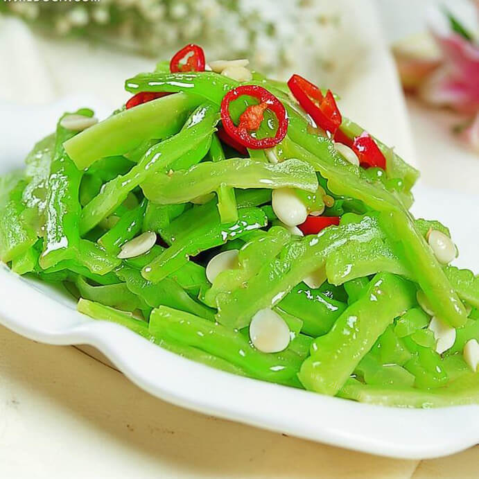 降火的清炒苦瓜片