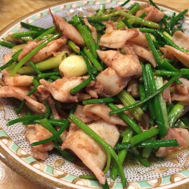 美味的猪心炒芦笋