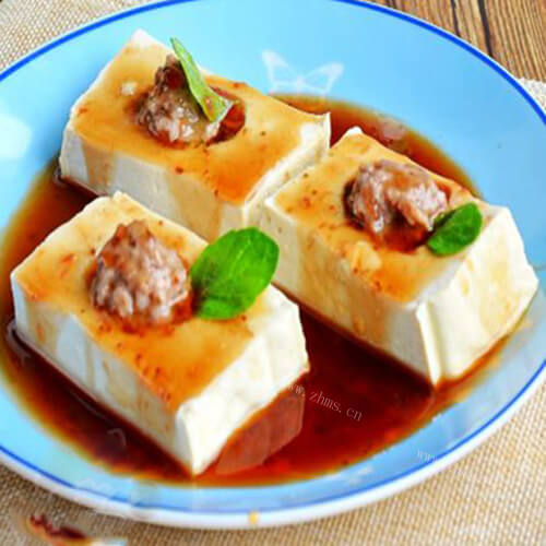美味的果酱蒸豆腐