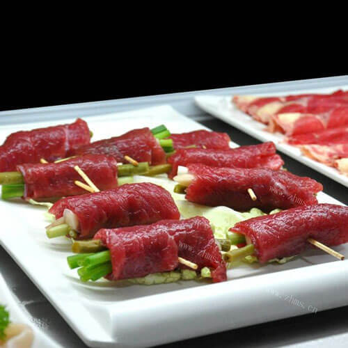 家常红酒汁牛肉卷