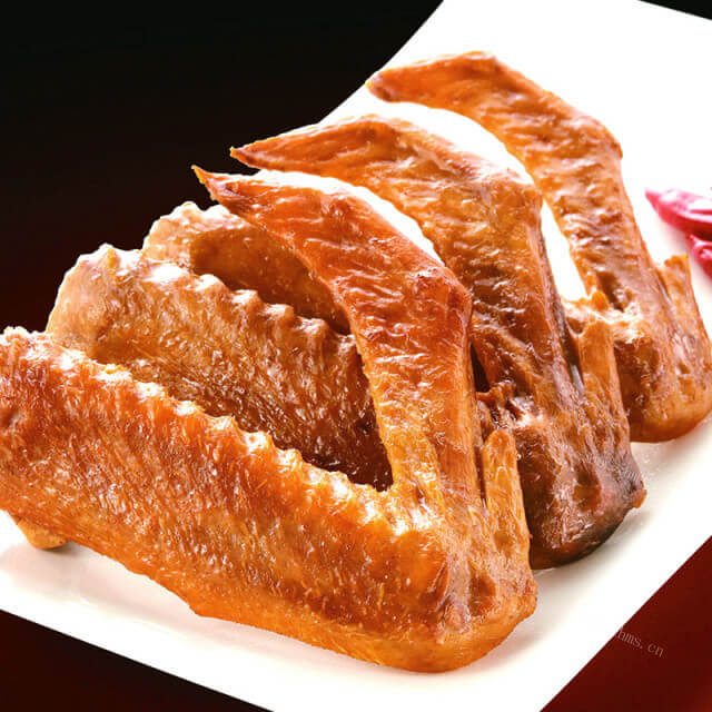 休闲小食酱卤鸭翅