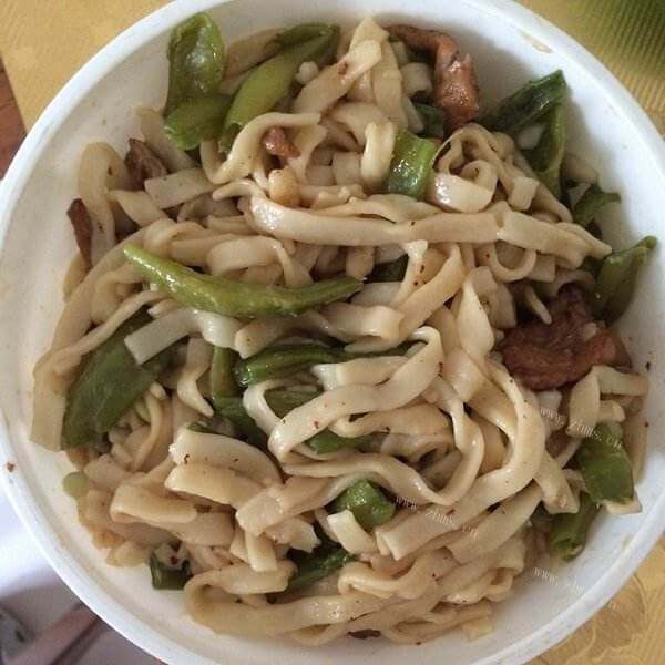 风味油豆角焖面