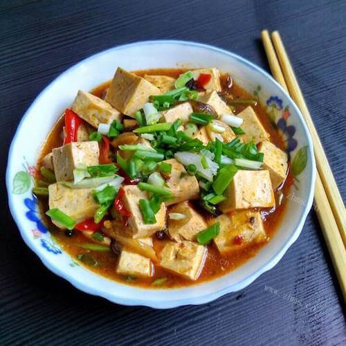 营养的青蒜豆腐煲
