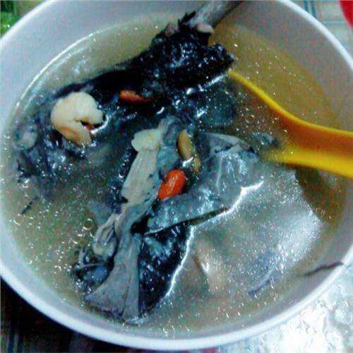 家常莴笋炖乌鸡