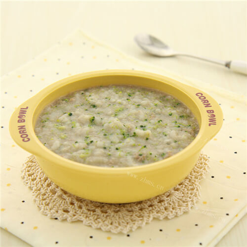美味的荠菜瘦肉粥