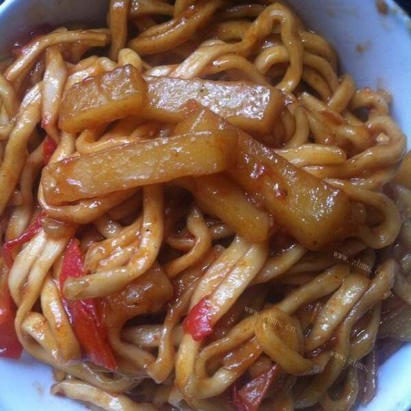 甜津美味的土豆焖面