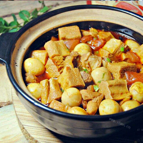 卤香豆腐炖鹌鹑蛋