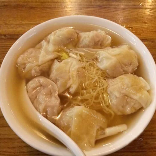 美味的鲜肉云吞面