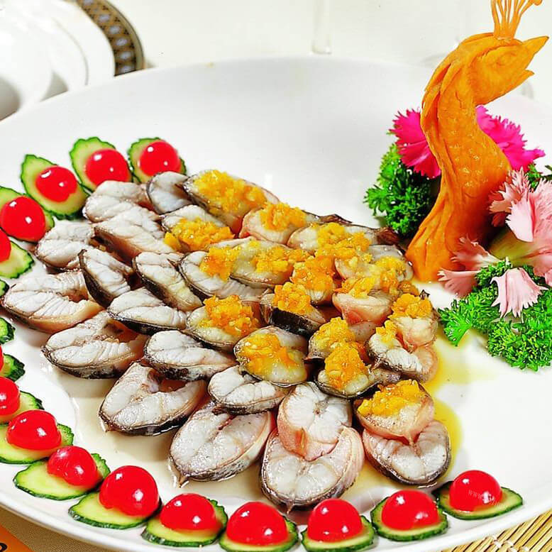 美味孔雀开屏